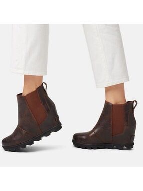 Sorel Women's Joan of Arctic Wedge II Chelsea boots brown leather waterproof 6.5